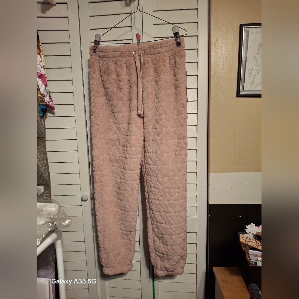 Crave Fame Pink Quilted Hearts Super Soft Pajama Pants Sz L Nwt